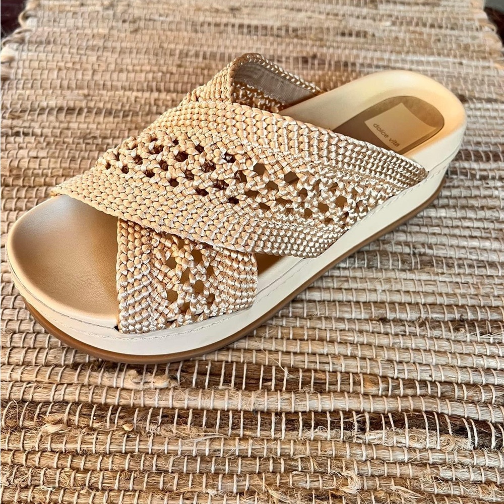 Dolce Vita Winona sandals